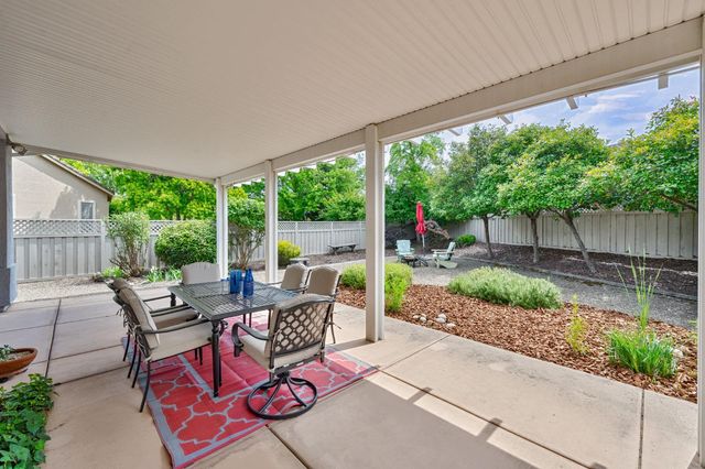 416 Barusch Ct, Roseville, CA 95747