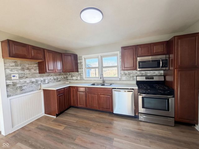 1062 Rita Drive, Greenwood, IN 46143