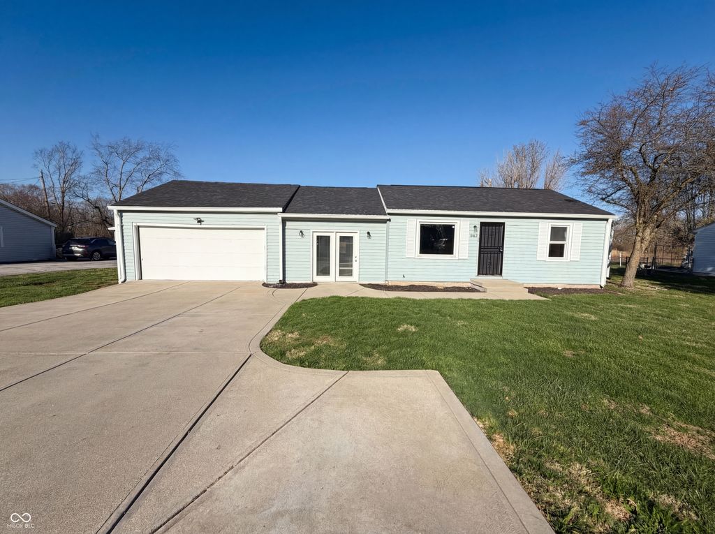 1062 Rita Drive, Greenwood, IN 46143