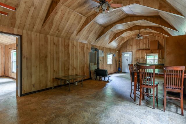 1738 White Cedar Rd, Big Sandy, TX 75755