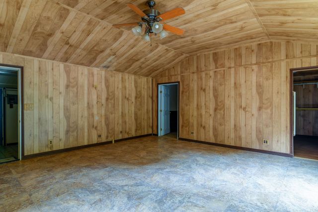 1738 White Cedar Rd, Big Sandy, TX 75755