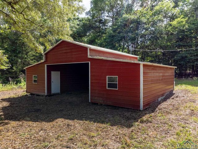 1738 White Cedar Rd, Big Sandy, TX 75755