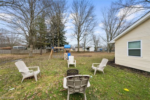 1887 Hillsdale Drive, Twinsburg, OH 44087