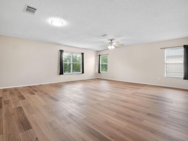 2727 High Point DR, Round Rock, TX 78664