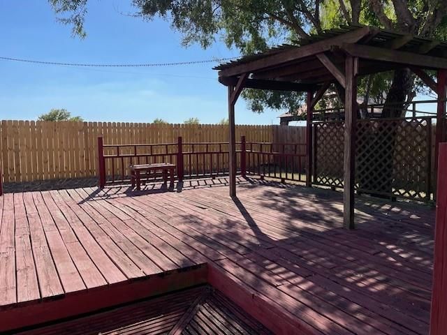 2727 High Point DR, Round Rock, TX 78664