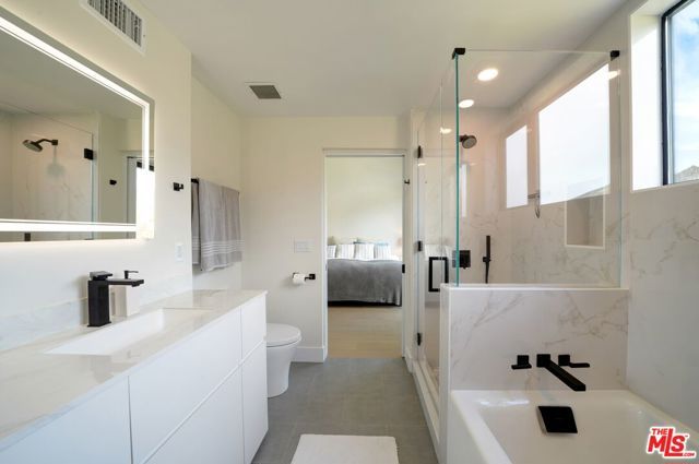 6208 Tapia Drive A, Malibu, CA 90265