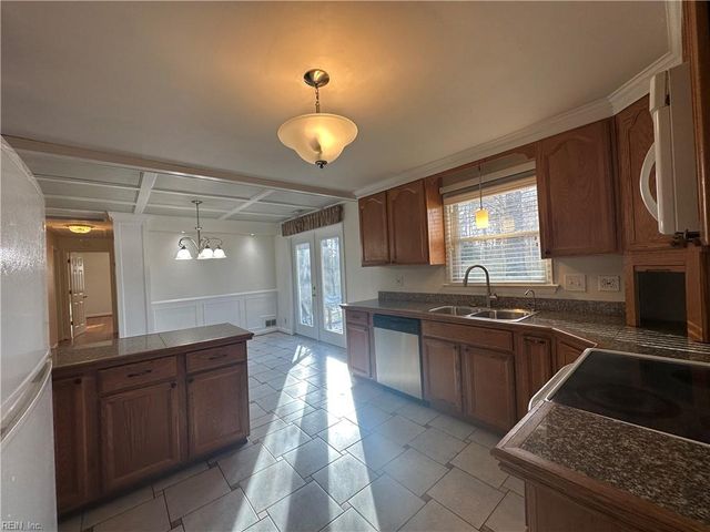 528 White Oak DR, Virginia Beach, VA 23462