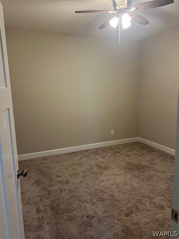 13814 Hemlock, Northport, AL 35475