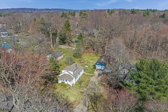 25 Millbrook Rd, Harding Twp., NJ 07976