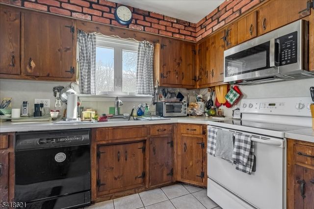 25 Millbrook Rd, Harding Twp., NJ 07976