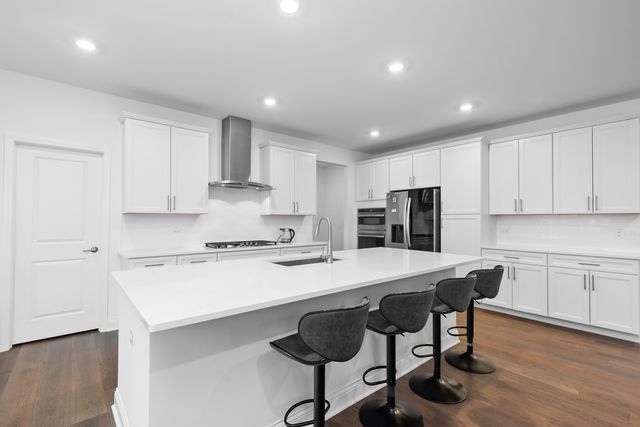 1014 Dr. John Burkey Drive, Algonquin, IL 60102