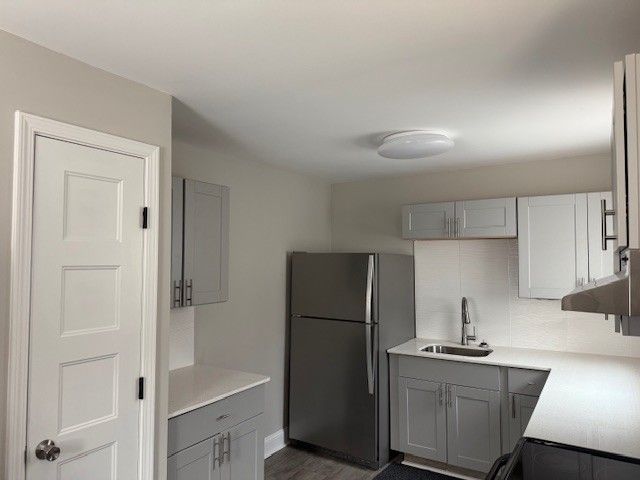 1024 Richard St, Springfield, TN 37172