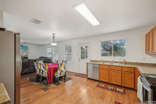 5815 Trent, San Antonio, TX 78249