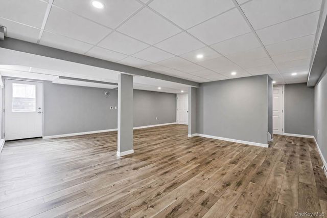 18 Worden Place, West Babylon, NY 11704