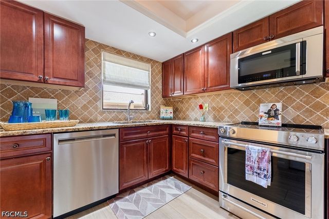 15350 Moonraker CT 305, North Fort Myers, FL 33917