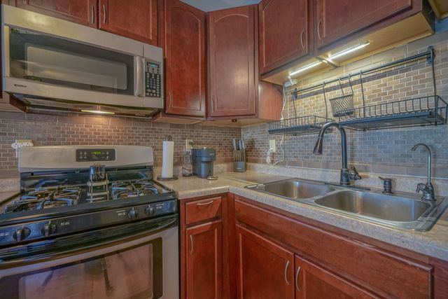 334 N 14th, Rochelle, IL 61068