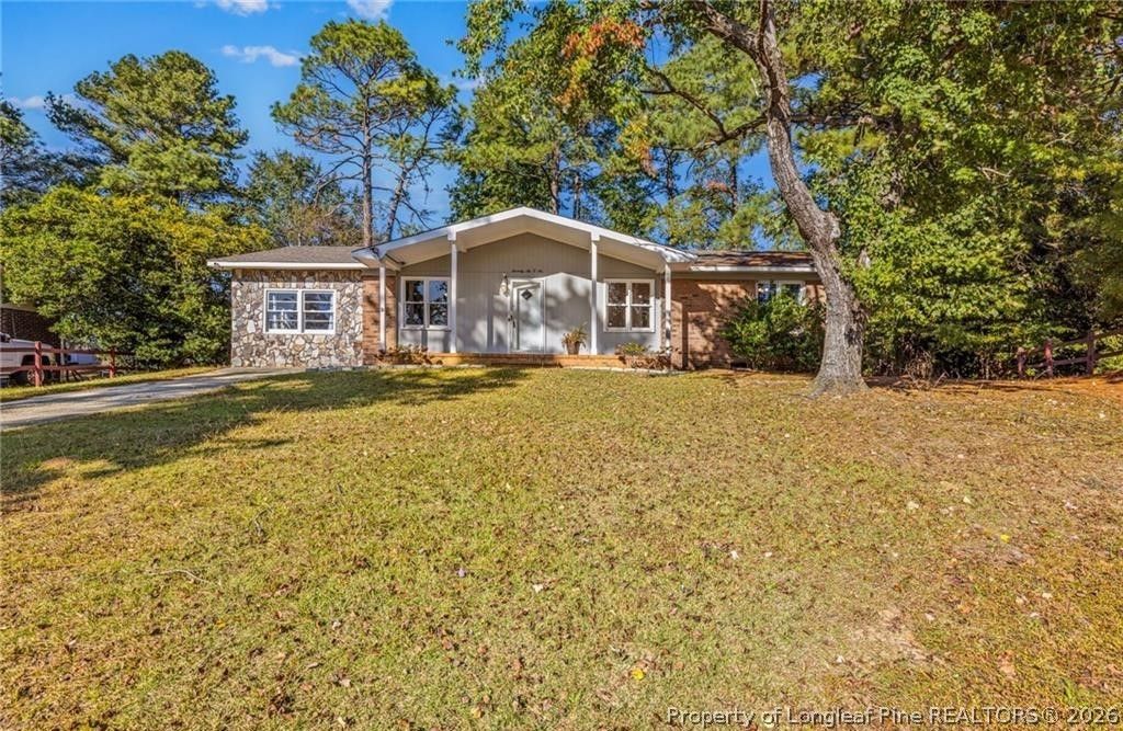 7606 Audrey Court, Fayetteville, NC 28303 — exterior