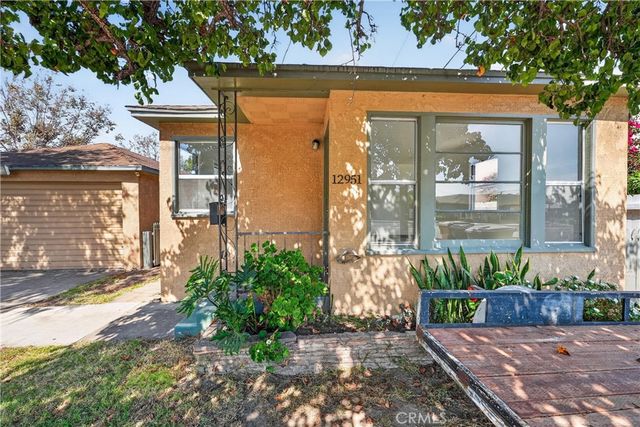 11401 Garden Grove Blvd, Garden Grove, CA 92843