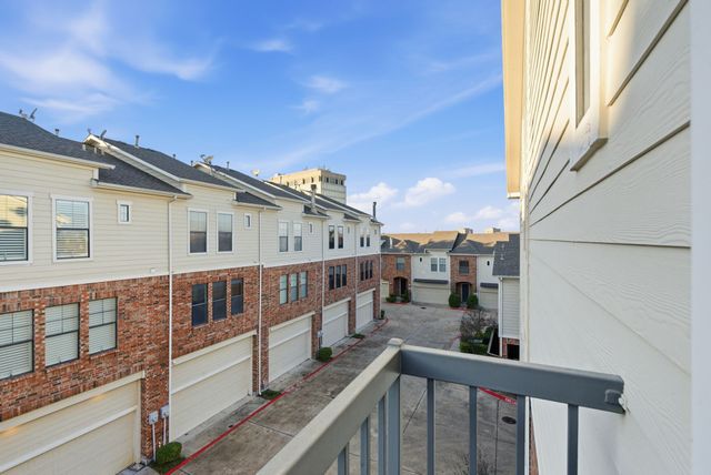 3815 Birkdale Drive, Fort Worth, TX 76116