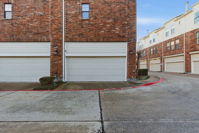 3815 Birkdale Drive, Fort Worth, TX 76116