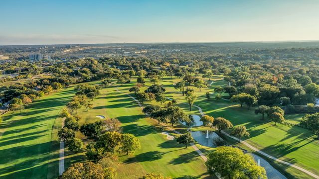 3815 Birkdale Drive, Fort Worth, TX 76116