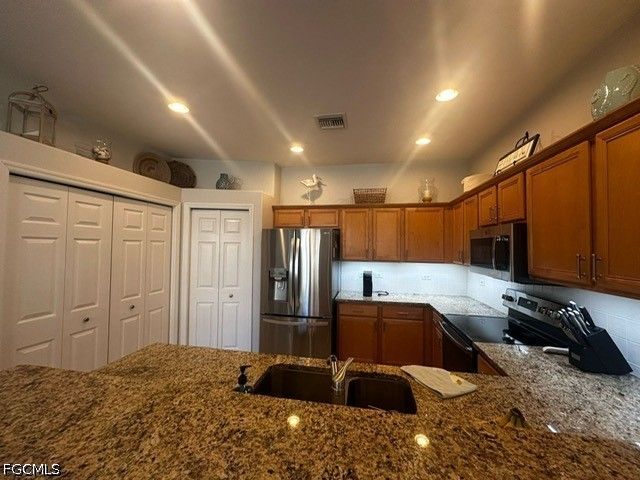 17006 Middlebrook CT, Fort Myers, FL 33908