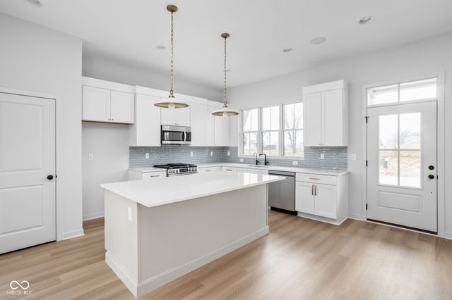 1654 Delmonte Rail Drive, Westfield, IN 46074