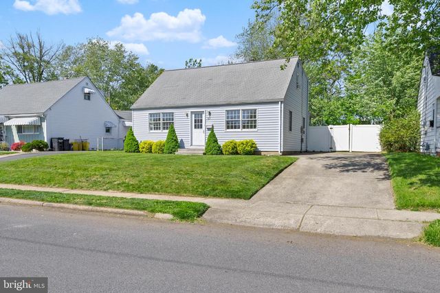 87 PENNWOOD DR, Trenton, NJ 08638