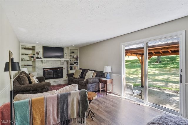 649 S Medina Line Road, Copley, OH 44321