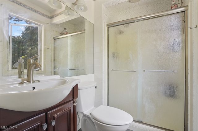 649 S Medina Line Road, Copley, OH 44321