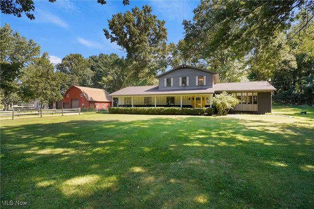 649 S Medina Line Road, Copley, OH 44321