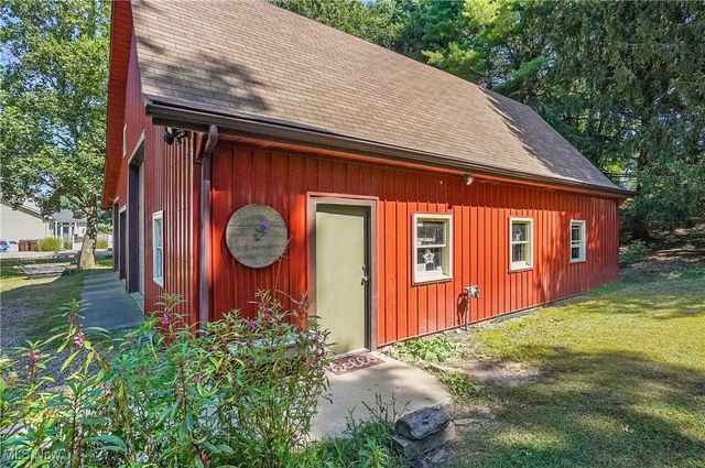 649 S Medina Line Road, Copley, OH 44321