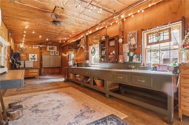 649 S Medina Line Road, Copley, OH 44321