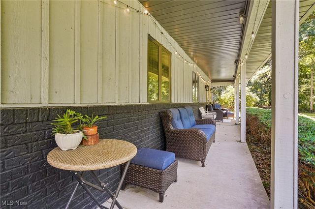 649 S Medina Line Road, Copley, OH 44321