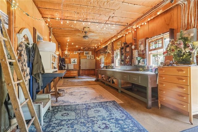 649 S Medina Line Road, Copley, OH 44321