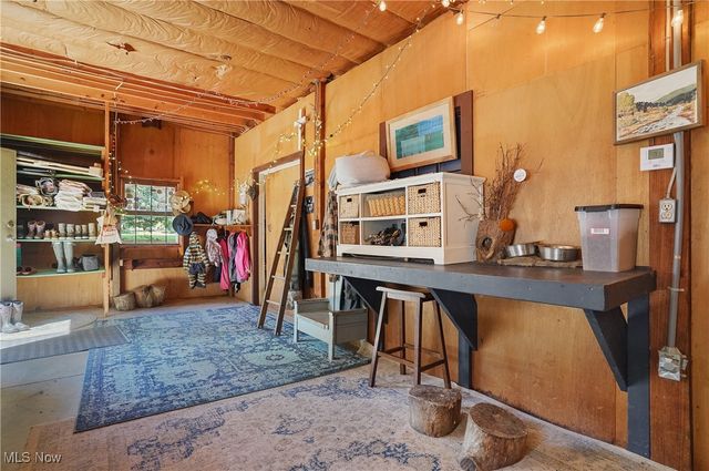 649 S Medina Line Road, Copley, OH 44321