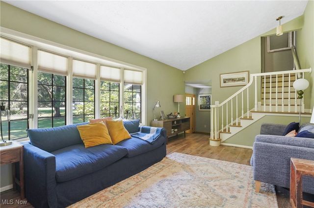 649 S Medina Line Road, Copley, OH 44321