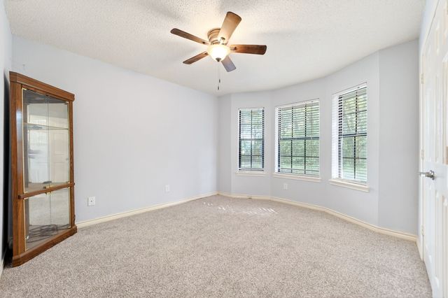 23 Hillside Drive, Wills Point, TX 75169