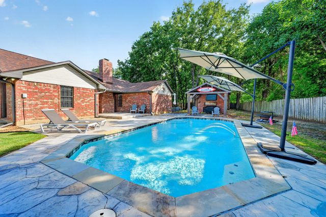23 Hillside Drive, Wills Point, TX 75169