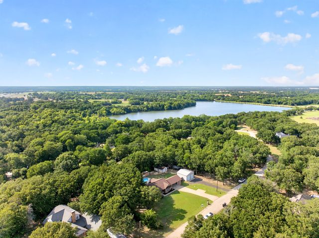 23 Hillside Drive, Wills Point, TX 75169