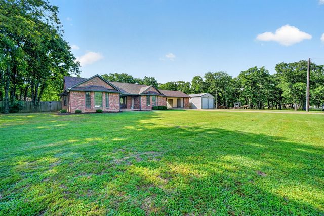 23 Hillside Drive, Wills Point, TX 75169