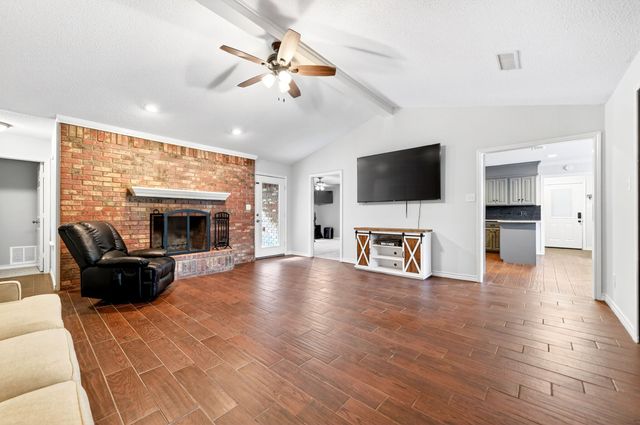 23 Hillside Drive, Wills Point, TX 75169