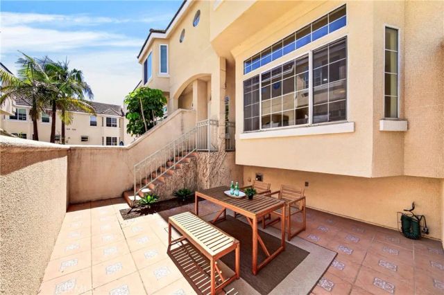 2825 Plaza Del Amo 102, Torrance, CA 90503