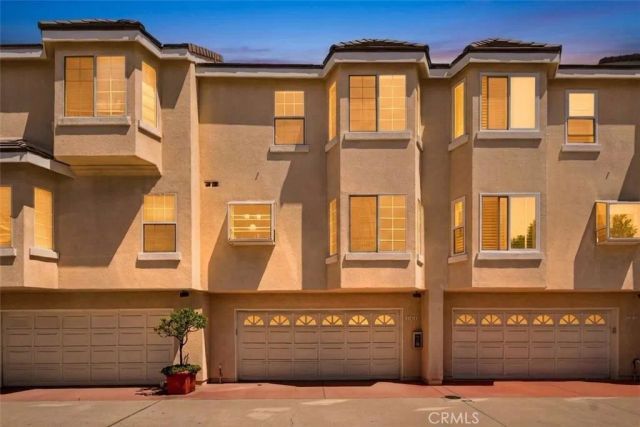 2825 Plaza Del Amo 102, Torrance, CA 90503