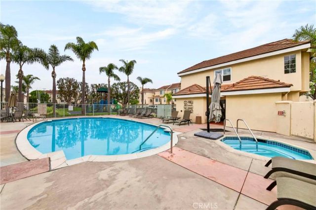 2825 Plaza Del Amo 102, Torrance, CA 90503