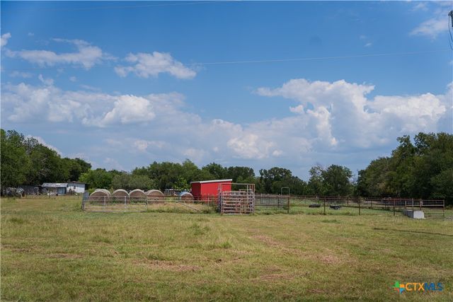 836 County Road 446, Chilton, TX 76632