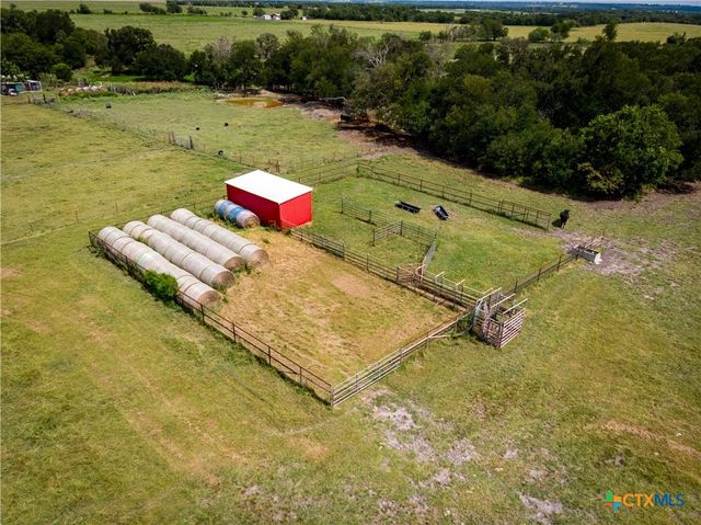 836 County Road 446, Chilton, TX 76632