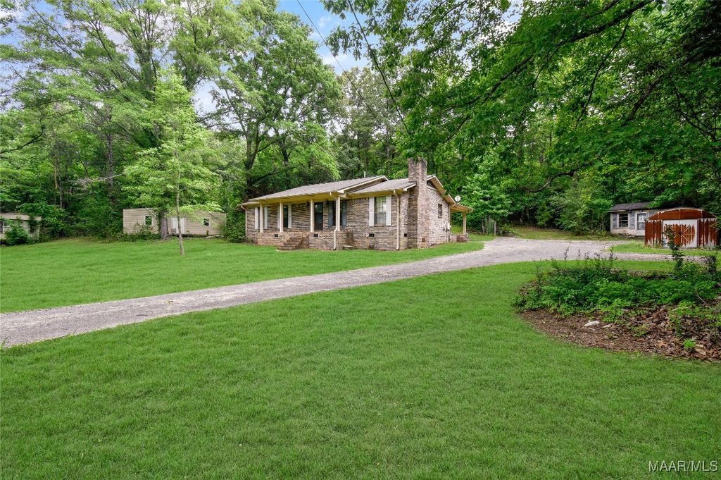 3384 N Scottsville Road N, Centreville, AL 35042