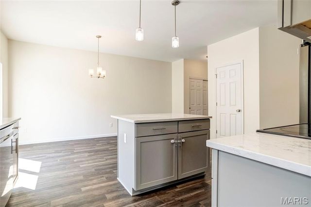 456 Dusty Brook Drive, O'fallon, MO 63366