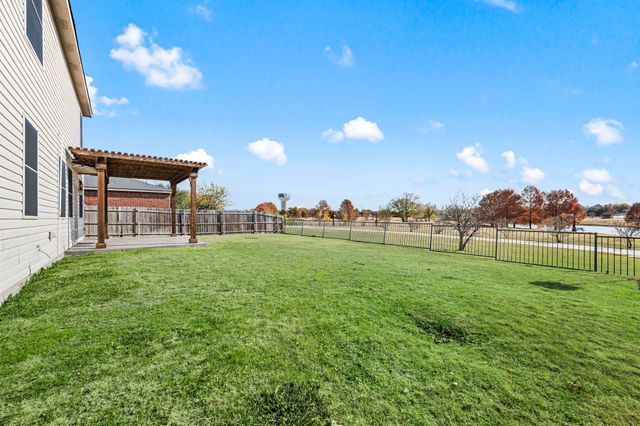 2216 Willow Drive, Little Elm, TX 75068